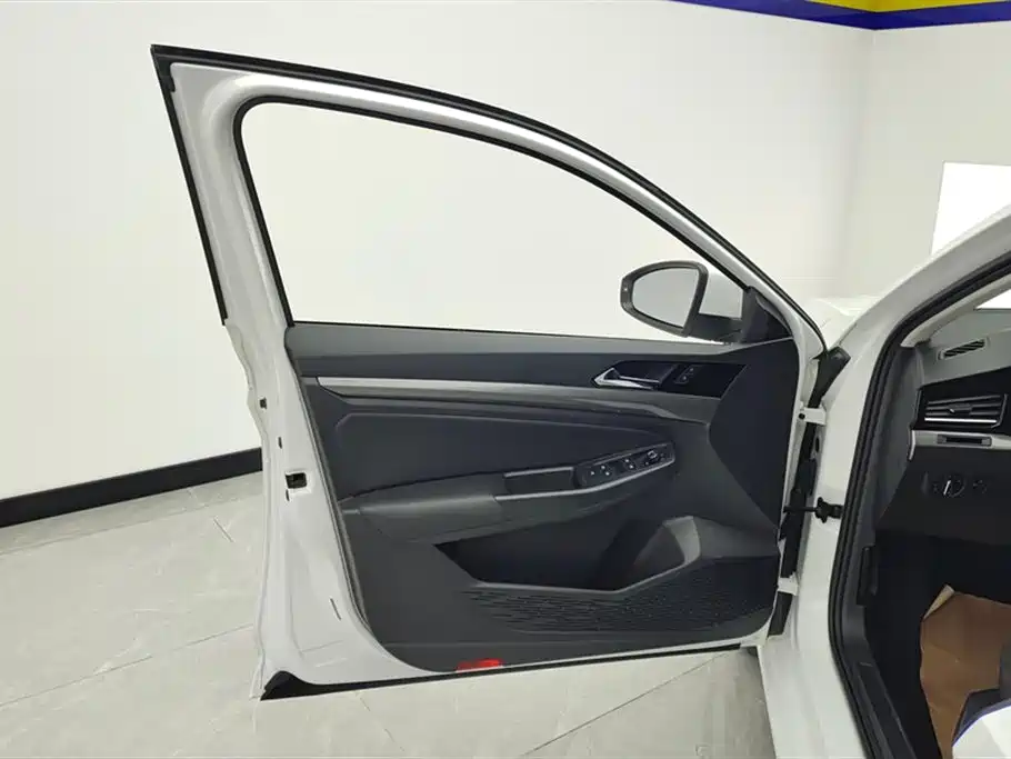 Volkswagen Bora 2021 1.5L Automatic Comfort Smart Edition фото 7