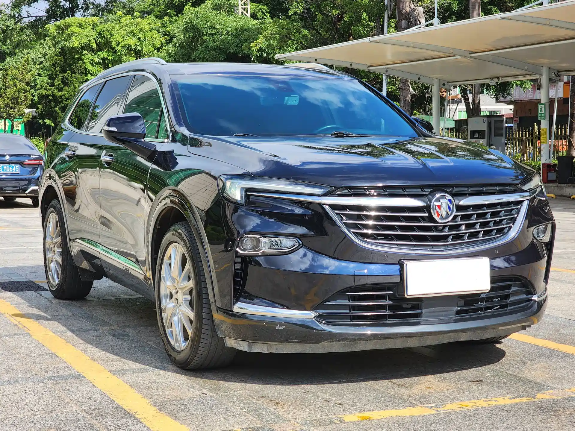 Photo 3 - Buick Enclave