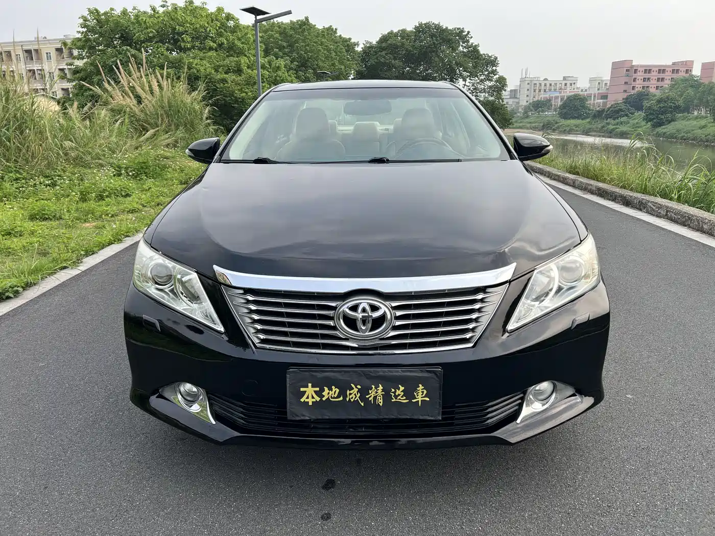 Toyota Camry 2012 2.5G Luxury Edition фото 2