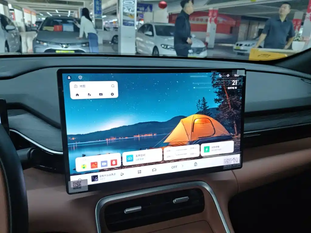 Фото 13 - Geely Galaxy Galaxy L6