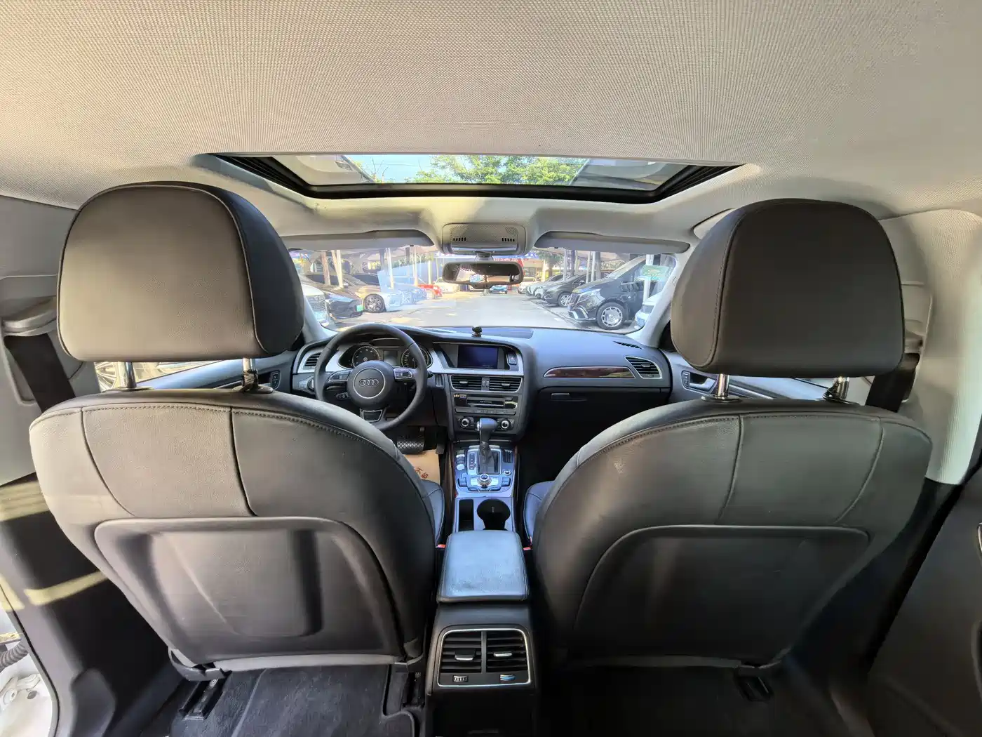 Audi A4L 2013 35 TFSI Automatic Technology фото 8