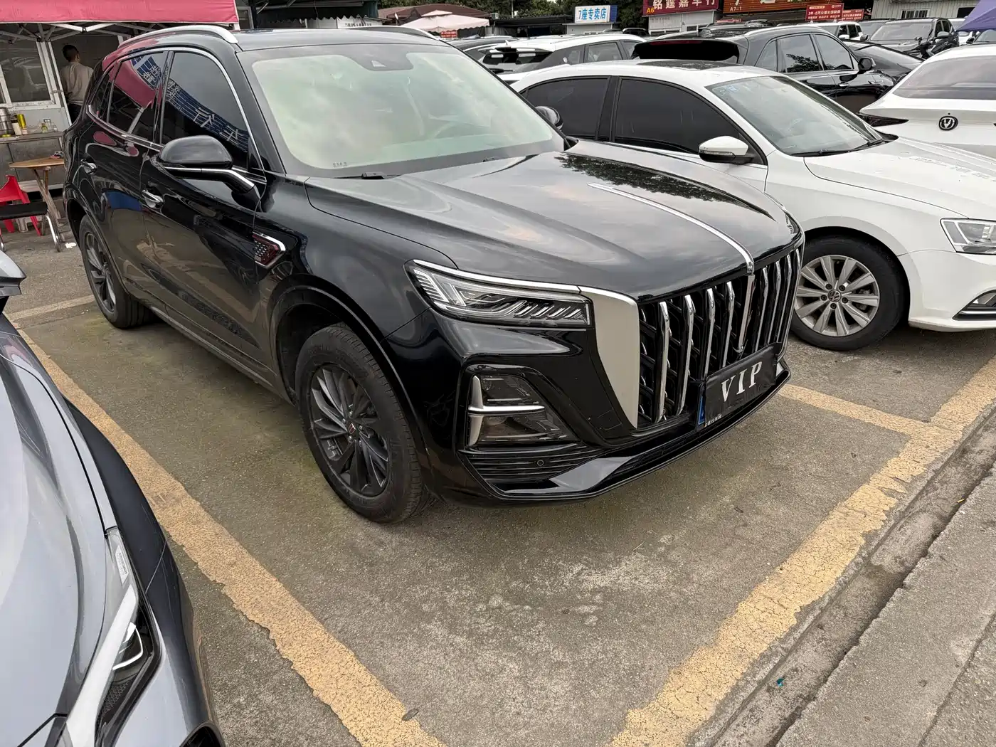Hongqi HS5 2023 2.0T Flag Enjoy Pro Edition фото 4