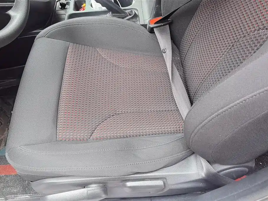 Haval M6 2018 1.5T Manual 2WD Urban фото 9