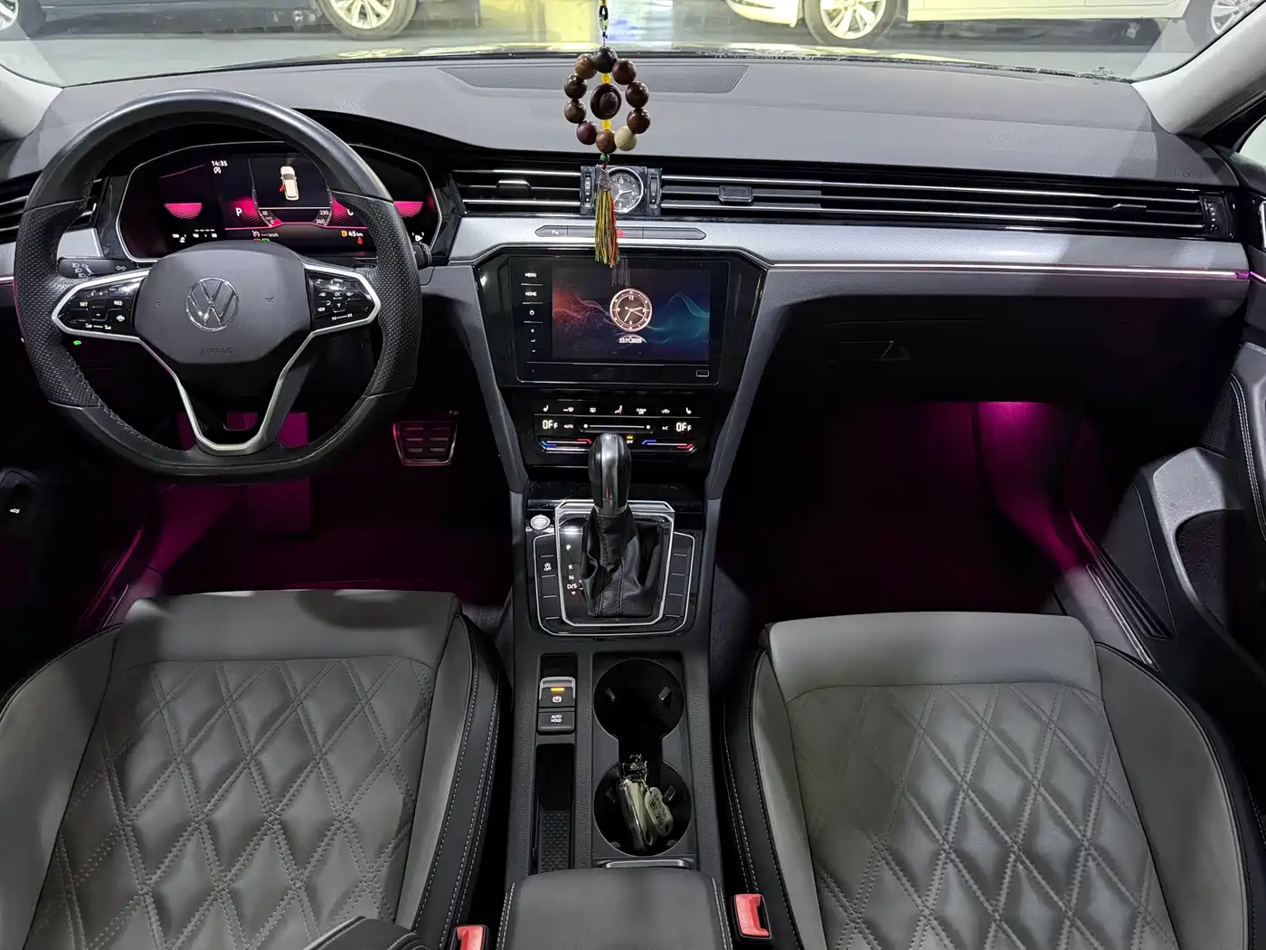 Volkswagen Magotan 2021 330TSI DSG 30th Anniversary Edition фото 17