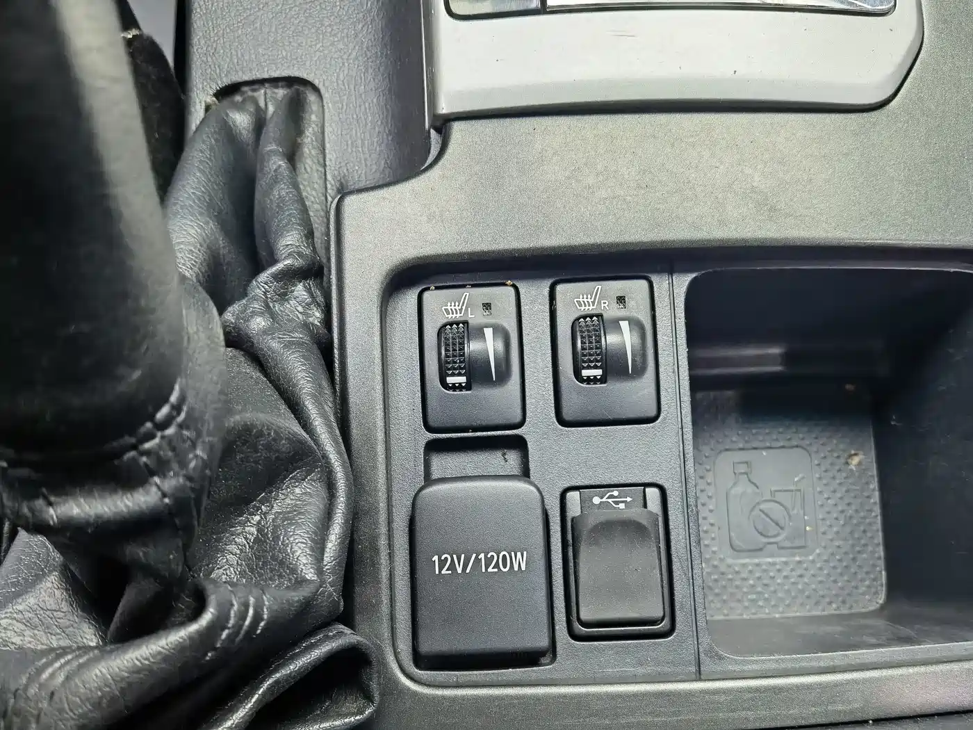 Toyota Prado 2016 2.7L Auto Luxury Edition фото 12