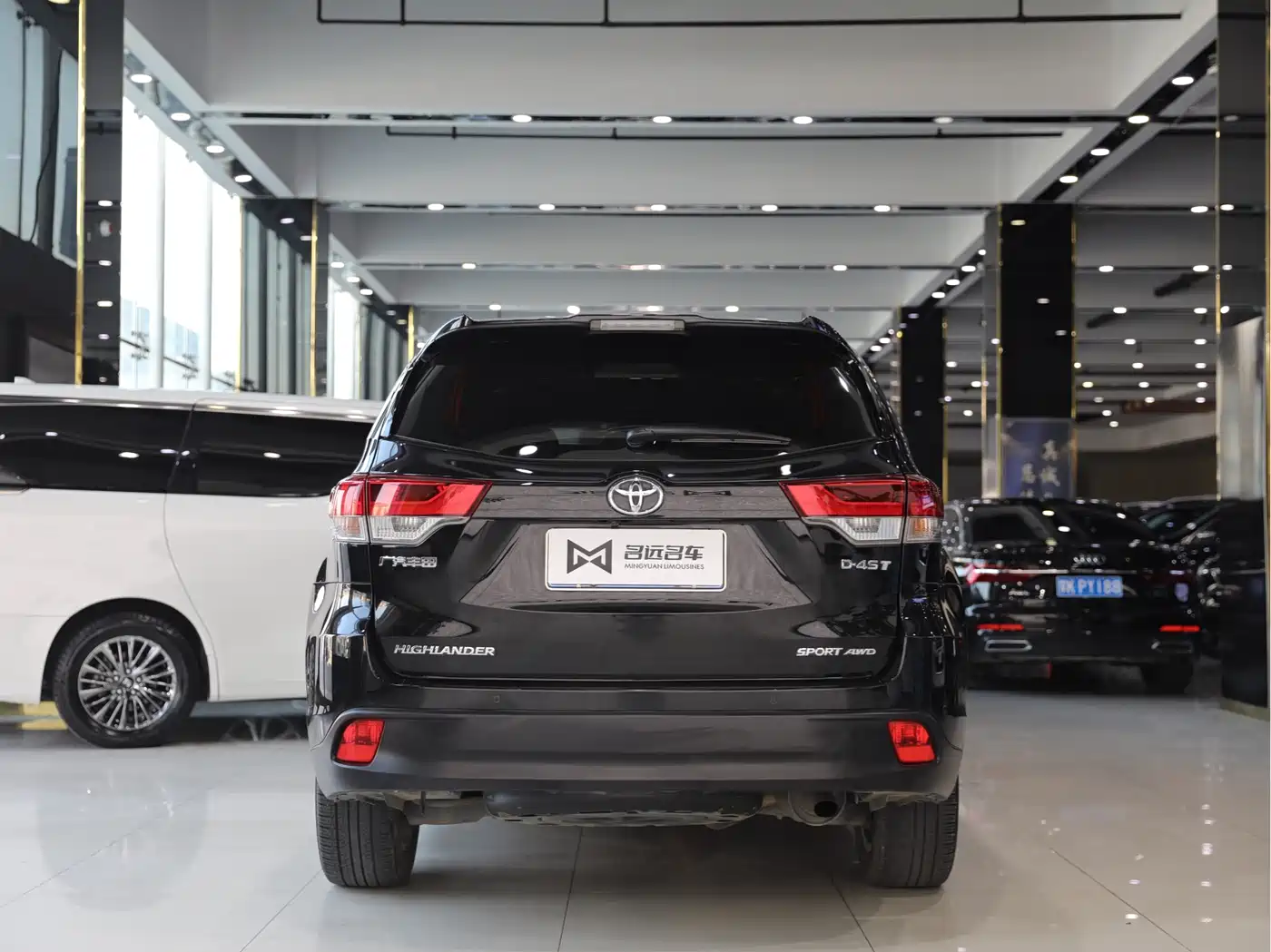 Toyota Highlander 2018 2.0T 4WD Luxury 7-seater China VI фото 15