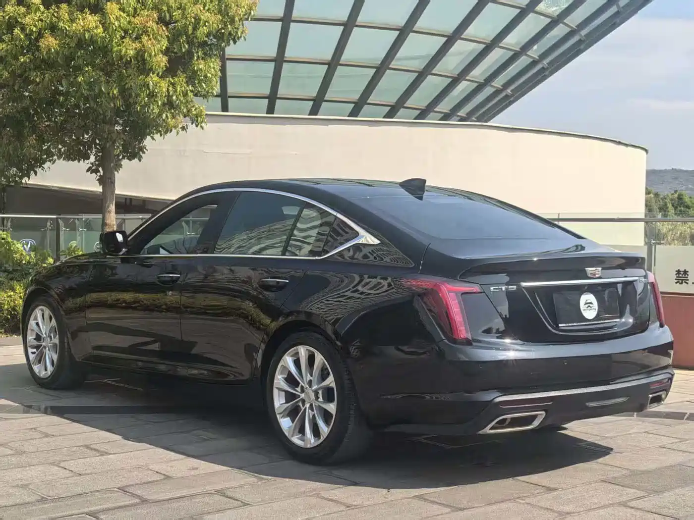 CADILLAC CT5