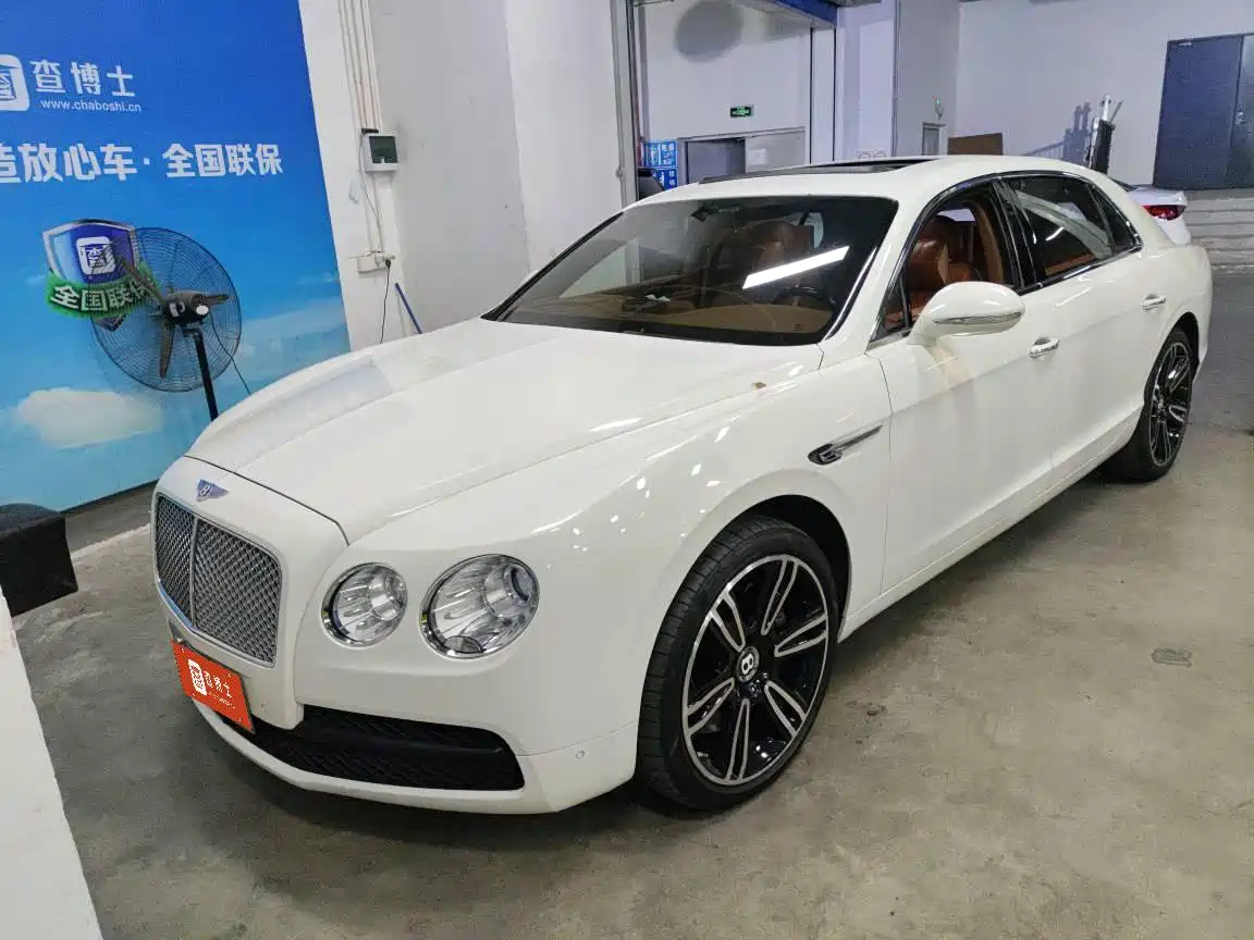 Bentley Flying Spur 2016 4.0T V8 Standard Edition фото 3