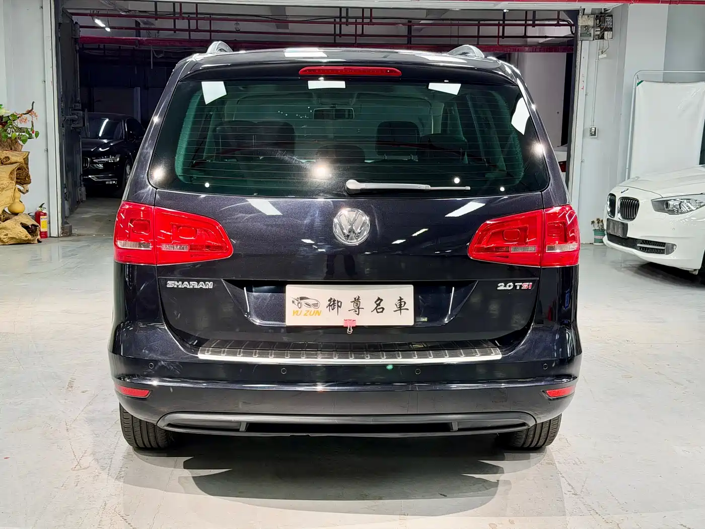Volkswagen Sharan 2014 2.0TSI Comfort фото 7