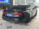 Фото 4 - Audi A7L