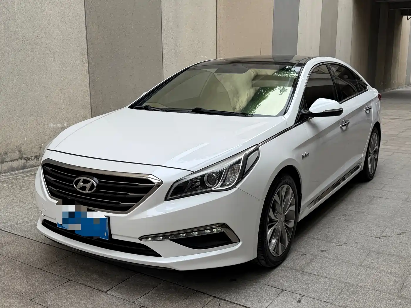 Hyundai Sonata 2015 1.6T GLX Leading