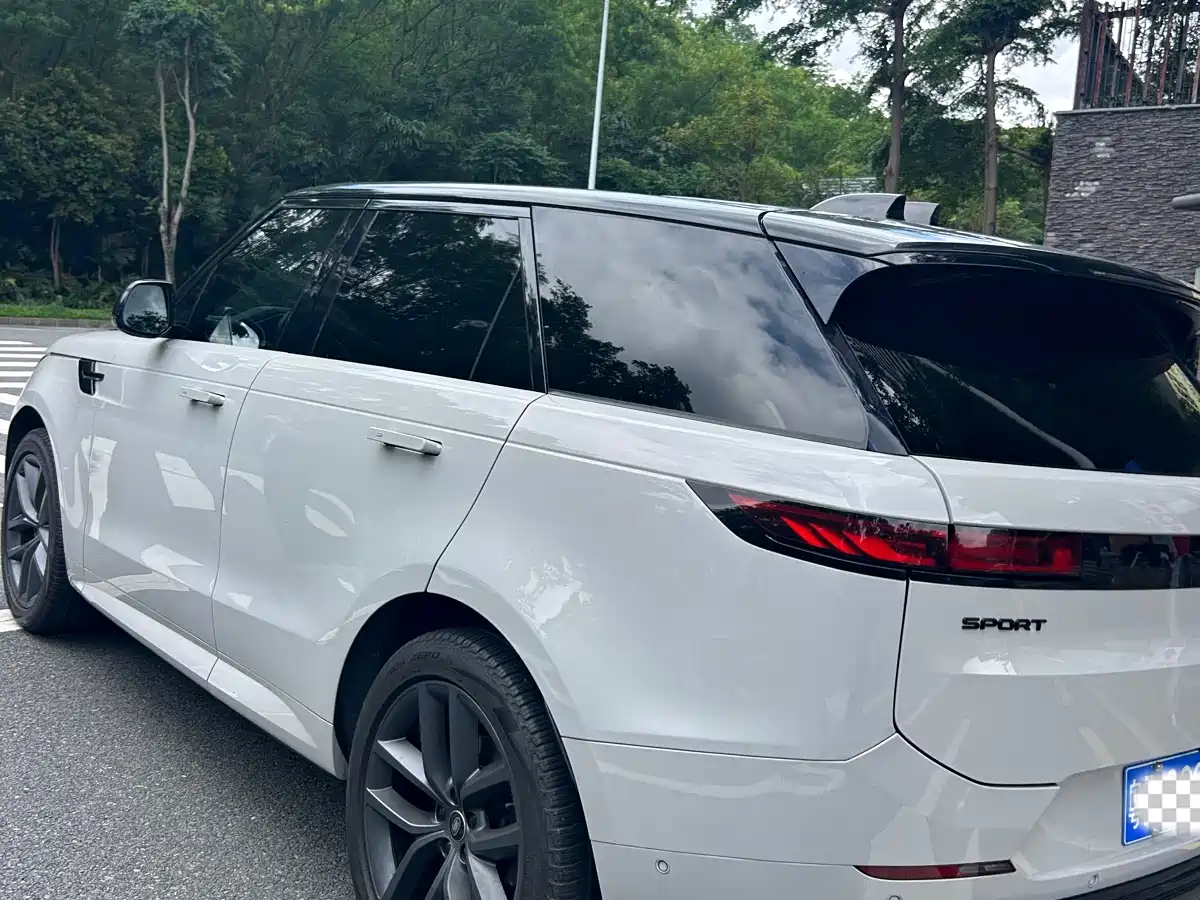Land Rover Range Rover Sport 2023 400PS Dynamic HSE фото 7