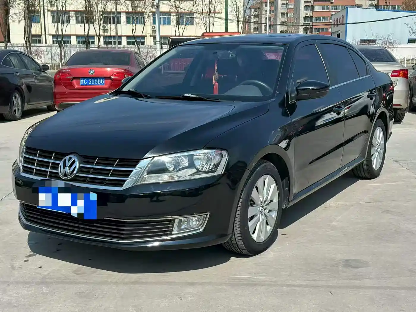 Volkswagen Lavida 2013 Model 1.4TSI DSG Luxury