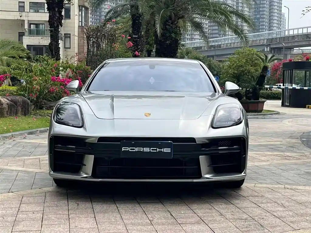 Porsche Panamera 2016 Panamera Executive Edition 3.0T фото 2