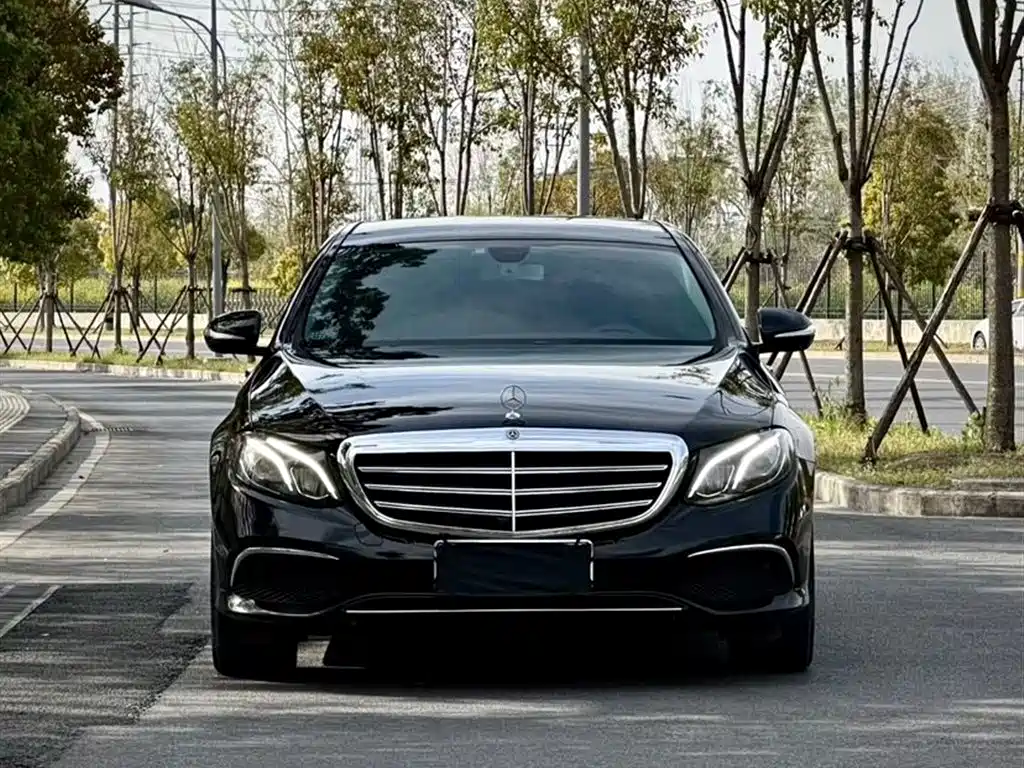 Mercedes-Benz E-Class 2019 Facelift E 300 L Sport Fashion фото 3