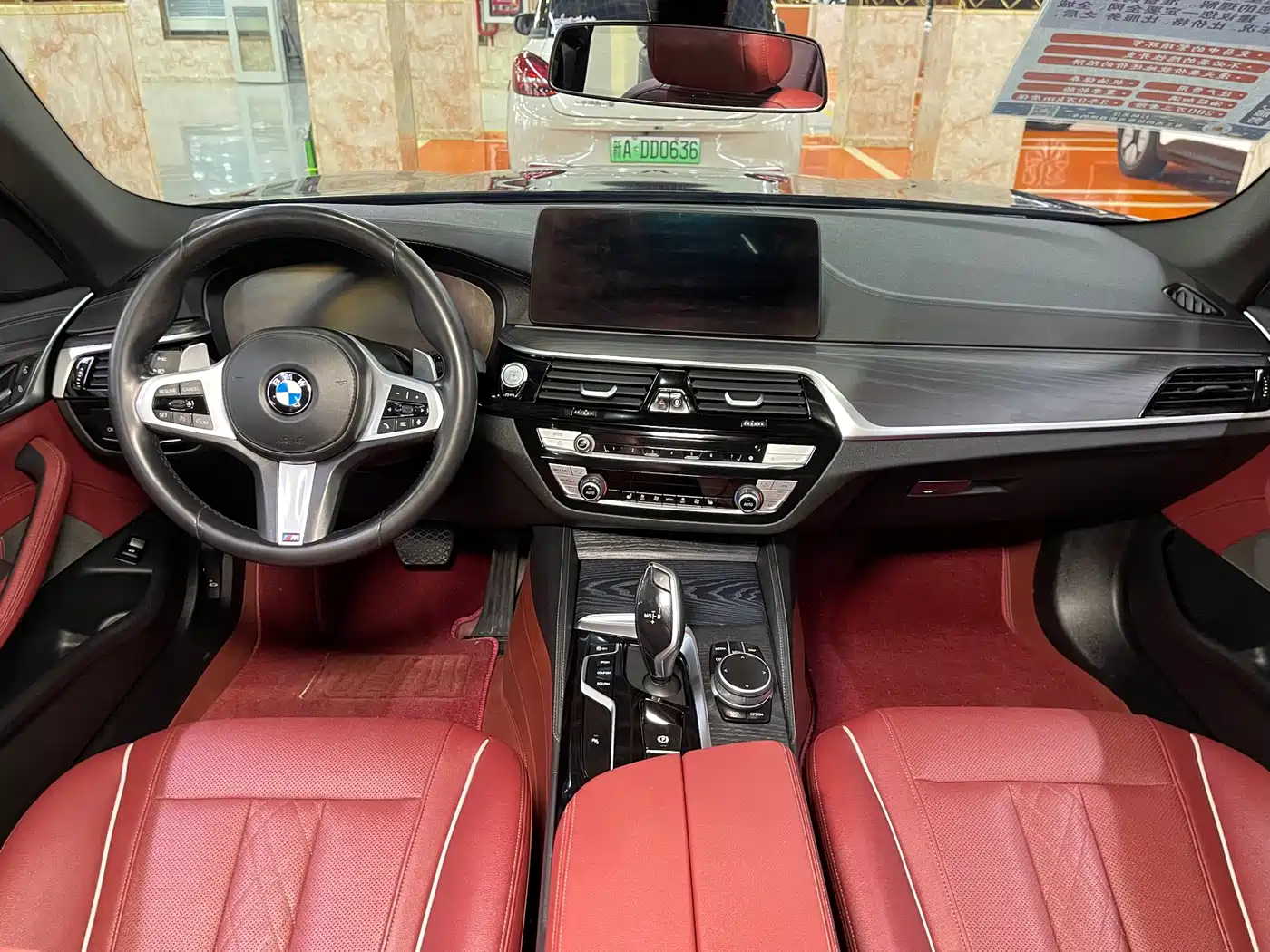 BMW 5 Series 2021 530Li Leading M Sport Package фото 10
