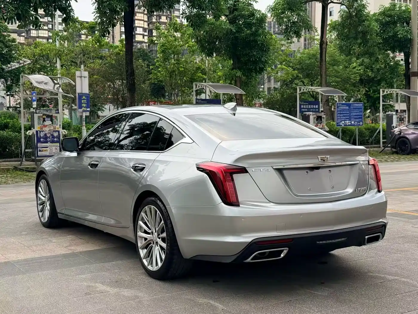 CADILLAC CT5