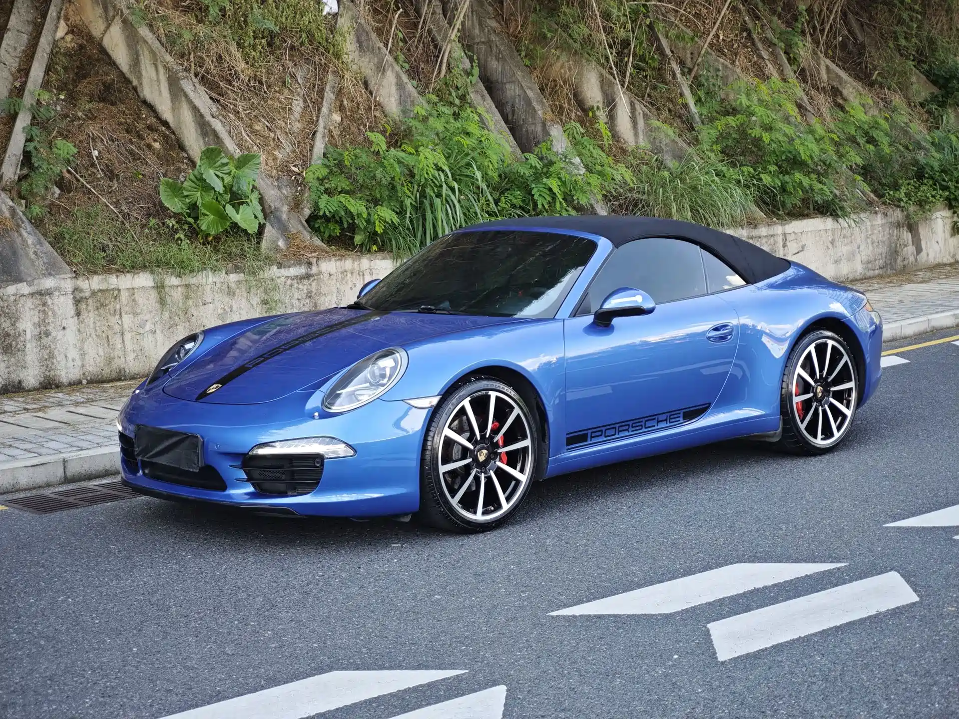 Photo 5 - Porsche 911