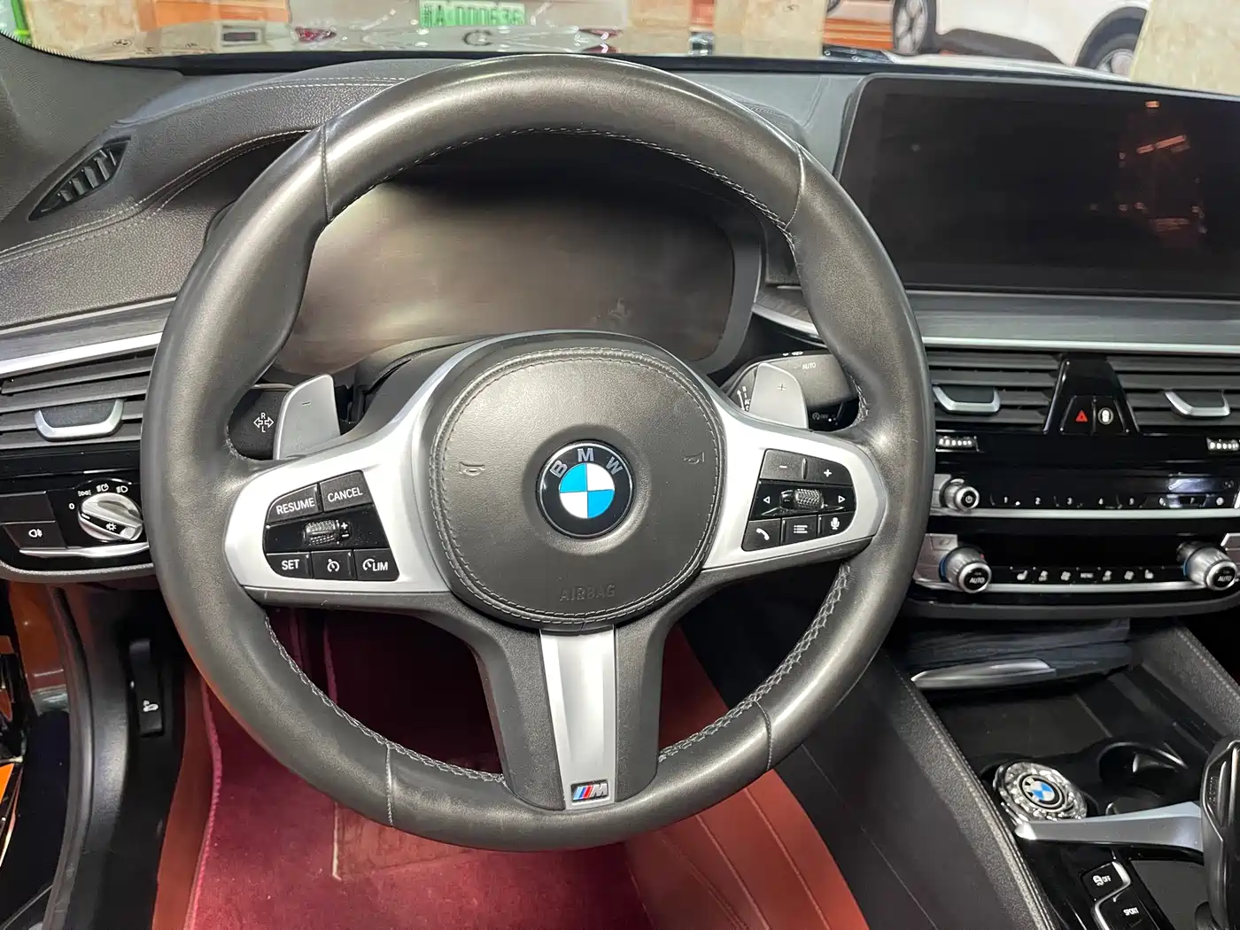 BMW 5 Series 2021 530Li Leading M Sport Package фото 13