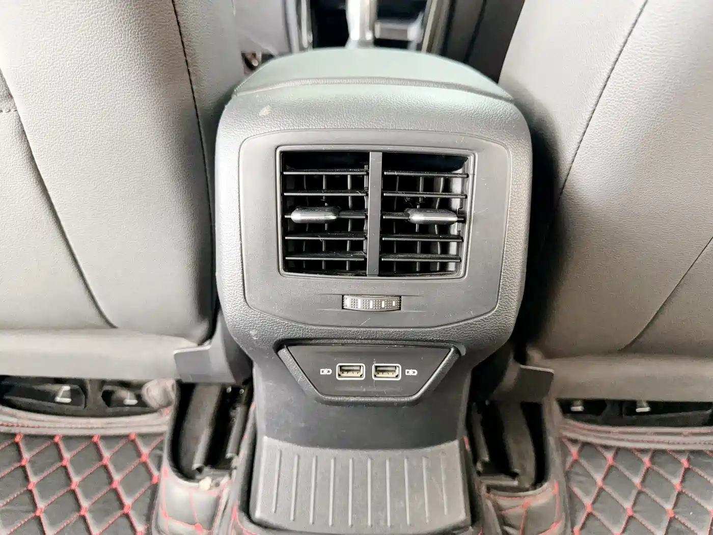 Volkswagen T-ROC 2020 280TSI DSG 2WD Comfort фото 13