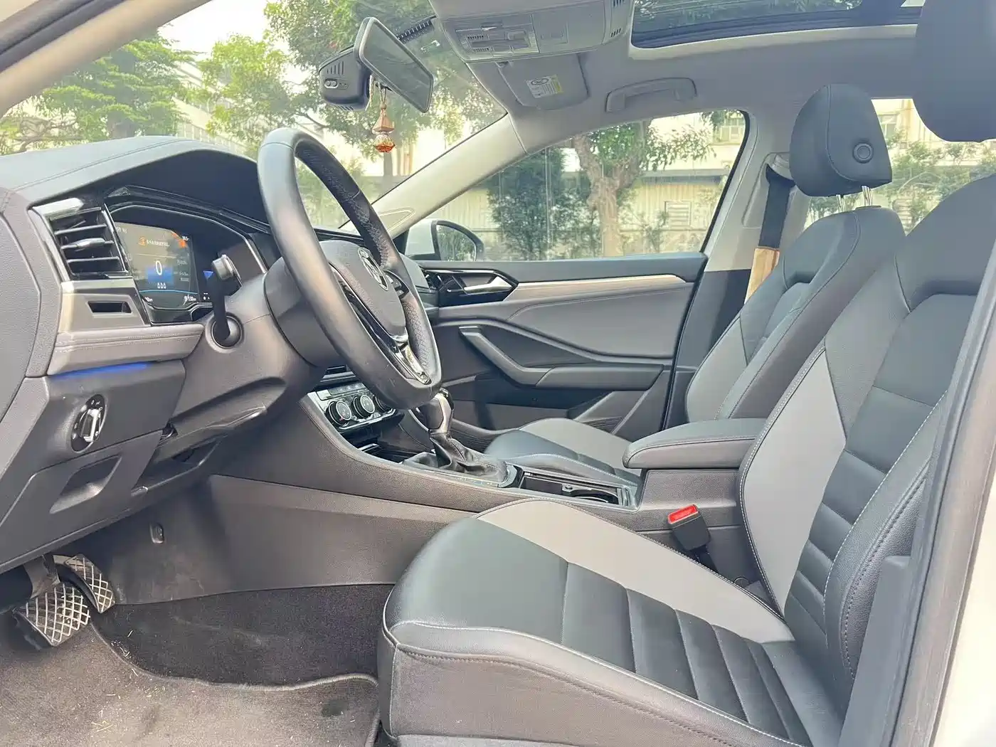 Volkswagen Sagitar 2021 200TSI DSG Comfort Smart Edition фото 10
