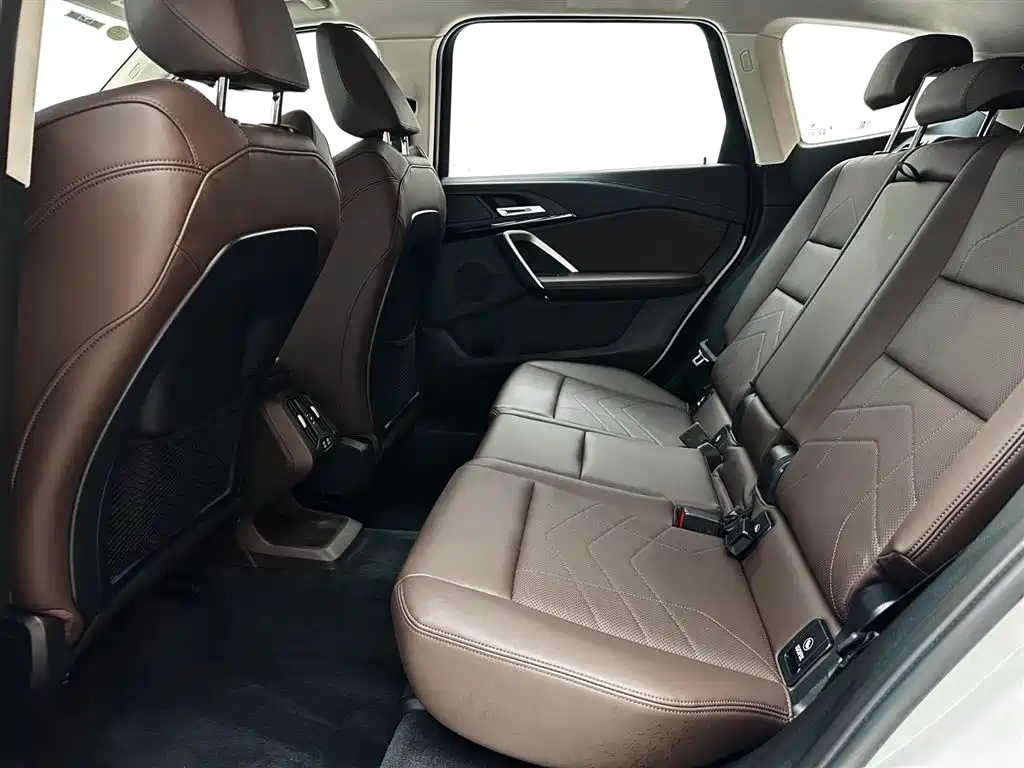 BMW X1 2023 sDrive20Li X Design Package фото 22