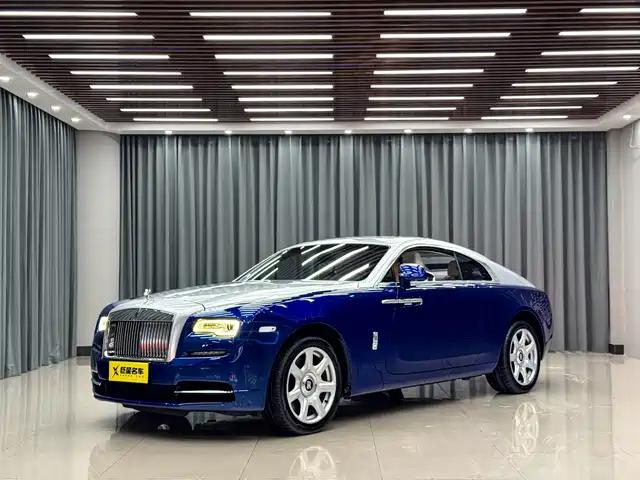 ROLLS-ROYCE PHANTOM