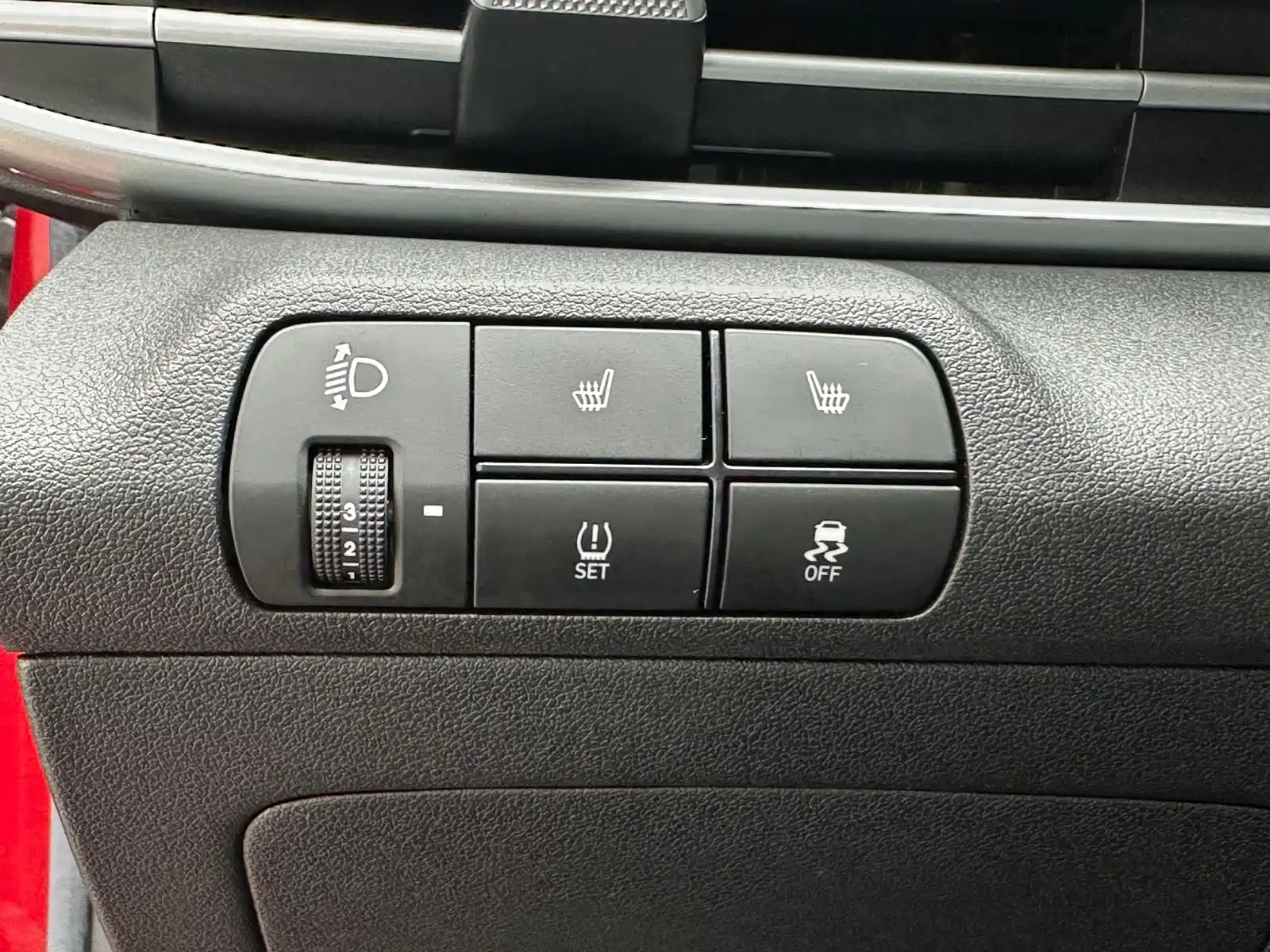 Фото 10 - Hyundai Elantra