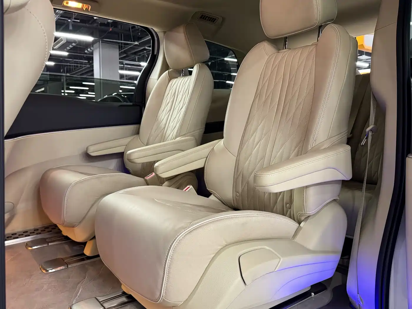 Buick GL8 2023 Facelift Land Business Class Luxury фото 15