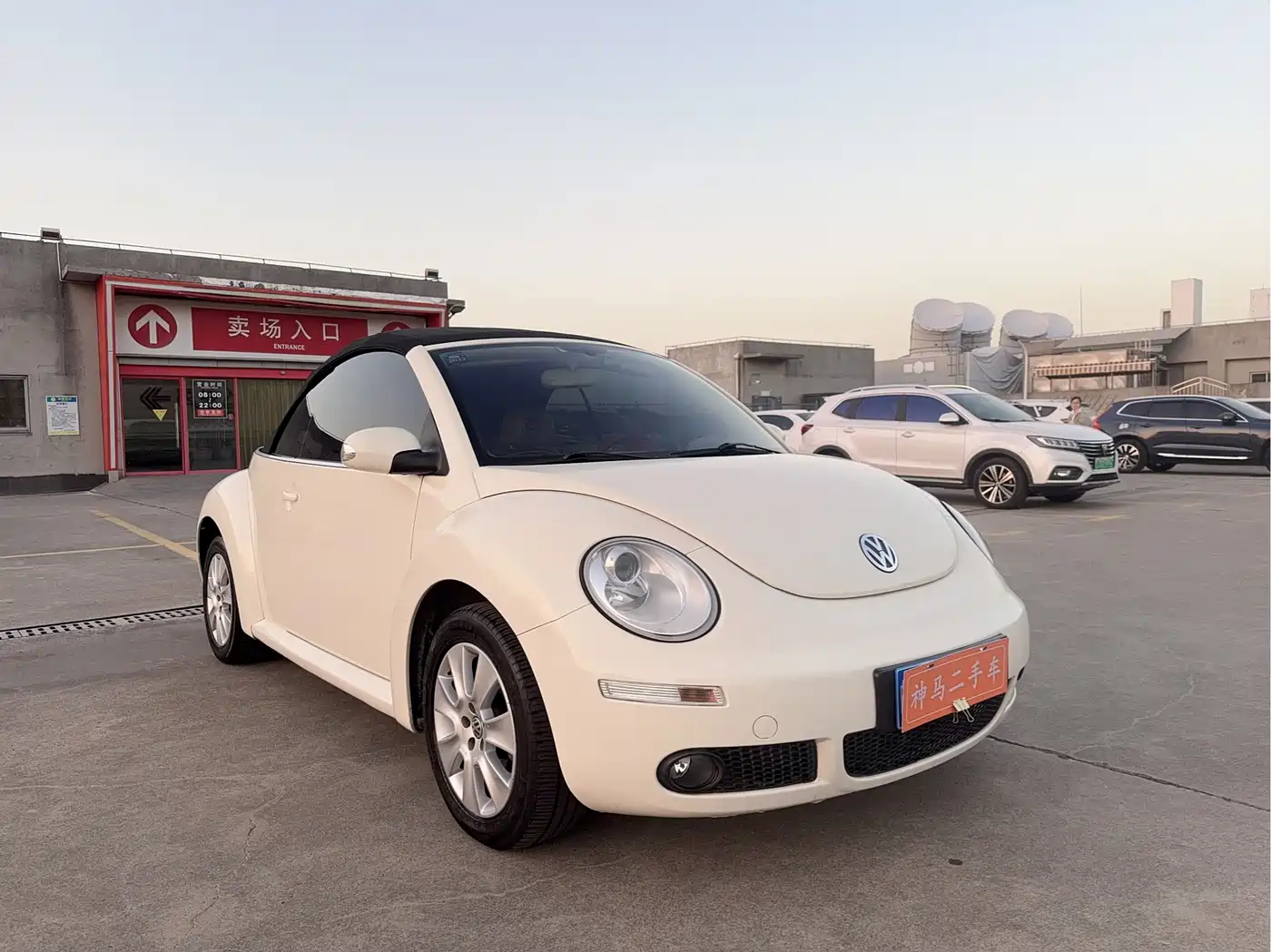 Volkswagen Beetle 2009 2.0 AT Top Convertible фото 3