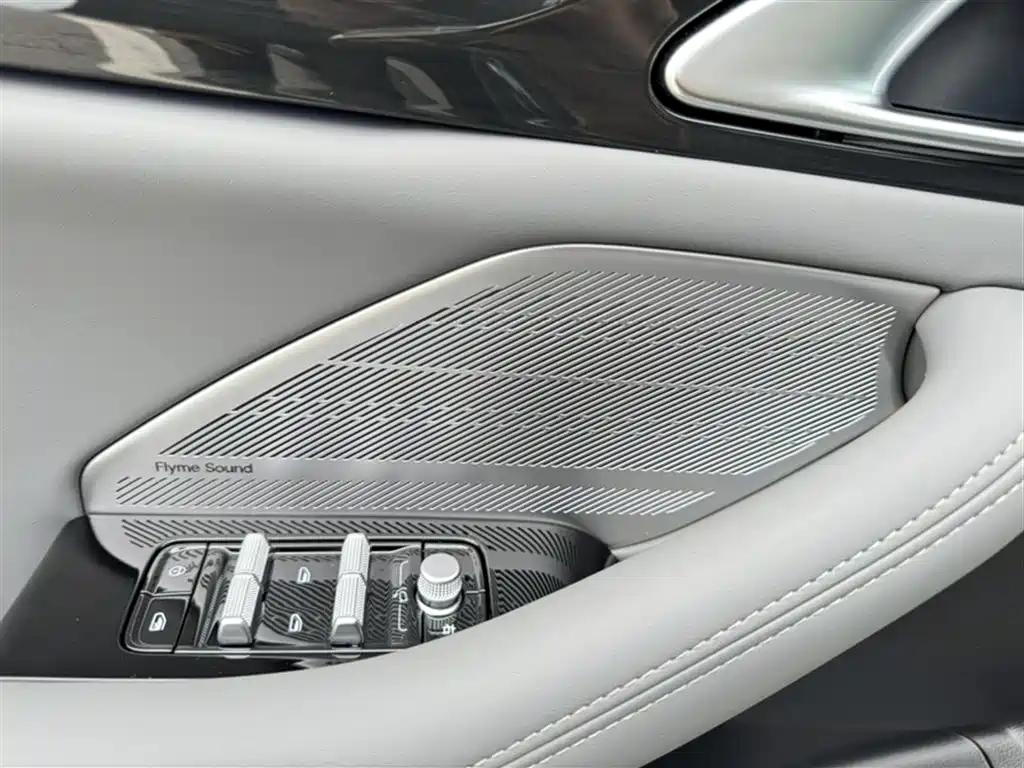 Geely Galaxy Galaxy A7 2025 EM-i фото 18