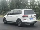 Фото 4 - Volkswagen Touran
