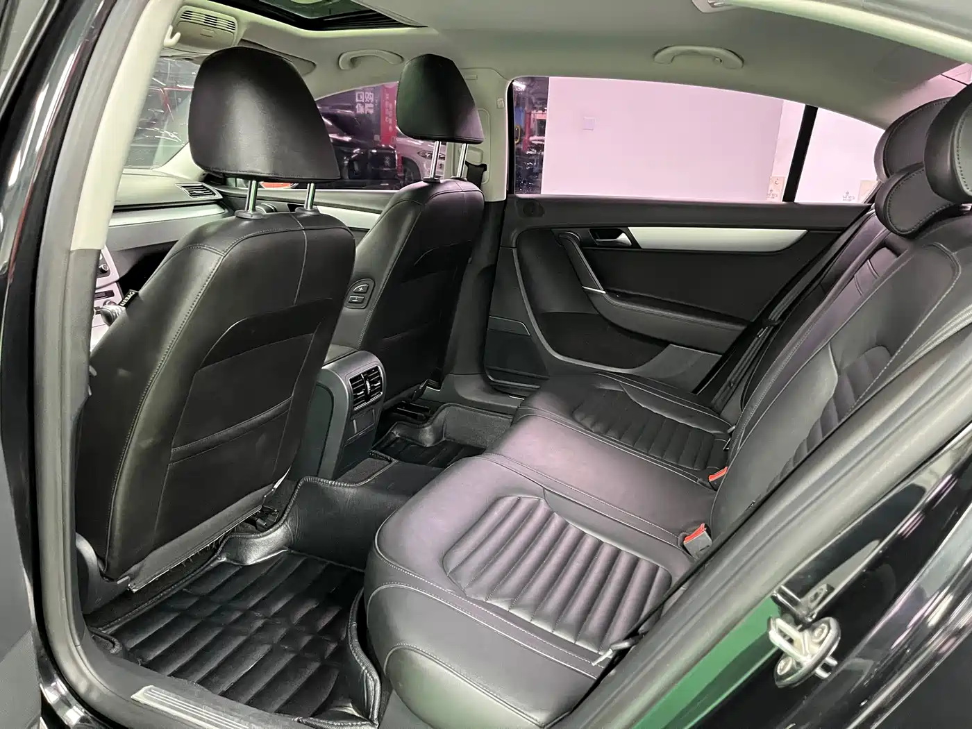 Volkswagen Magotan 2016 1.8TSI Smart Leading фото 16