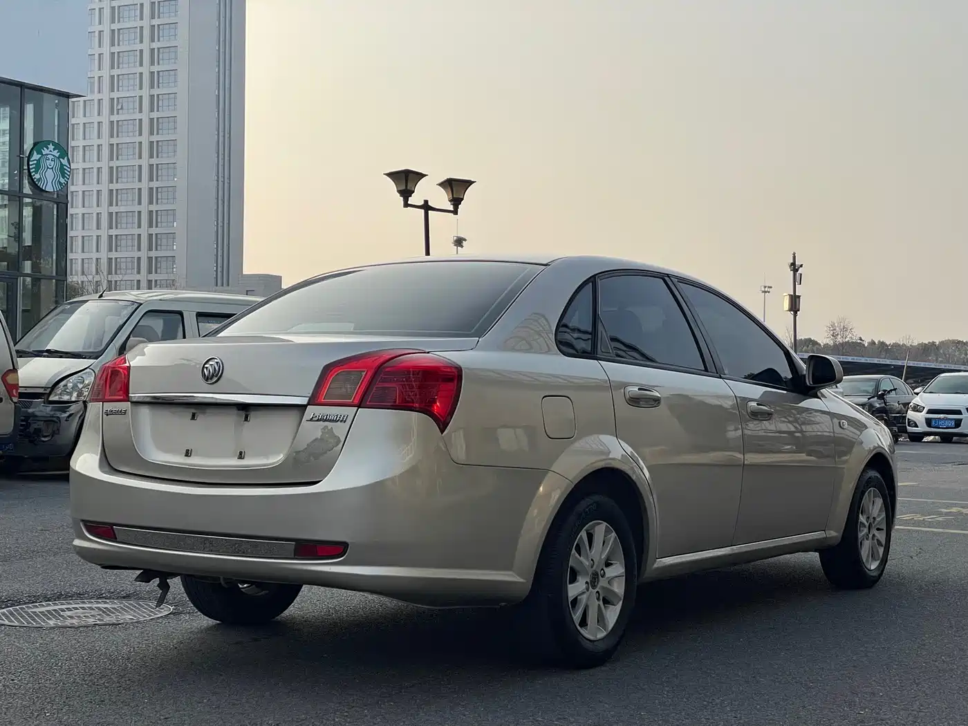 Buick Excelle 2013 1.5L Automatic Classic фото 13