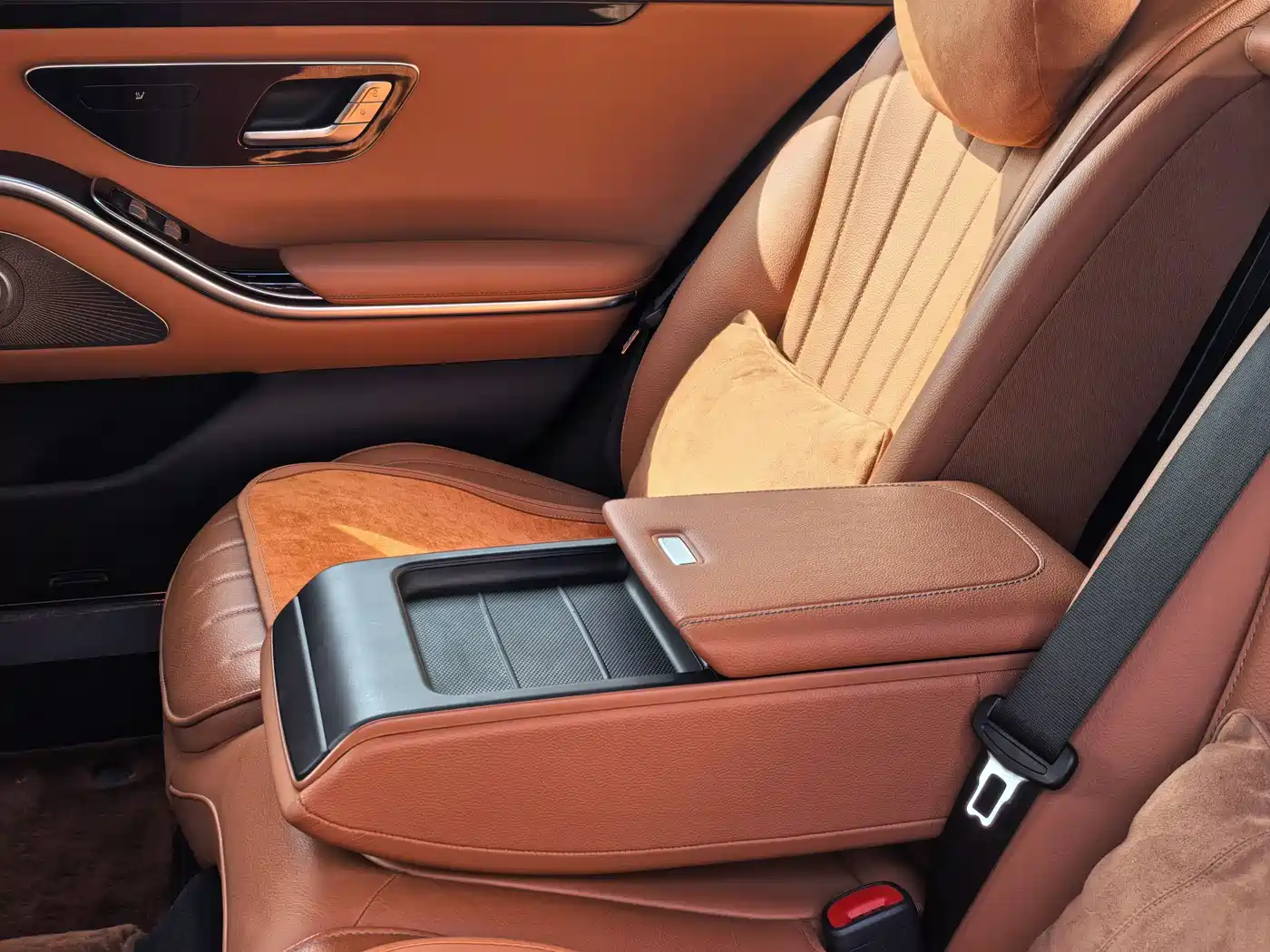 Mercedes-Benz S-Class 2023 Facelift S 400 L Business фото 26