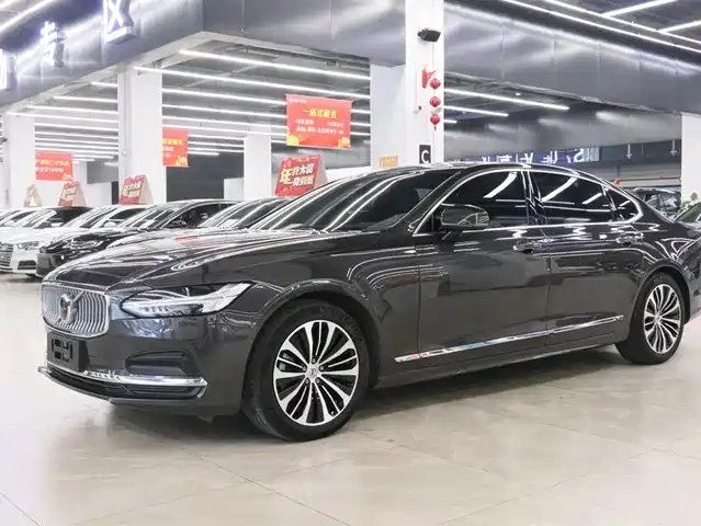 Volvo S90 2023 B5 Intelligent Comfort Luxury Edition