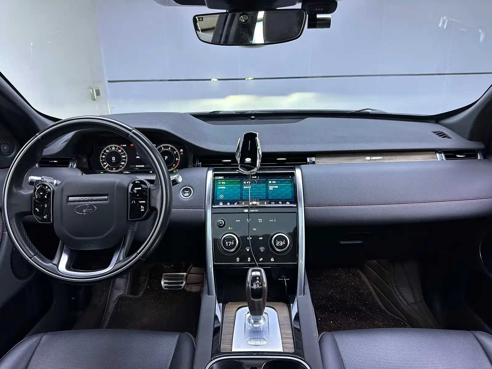 Фото 7 - Land Rover Discovery Sport