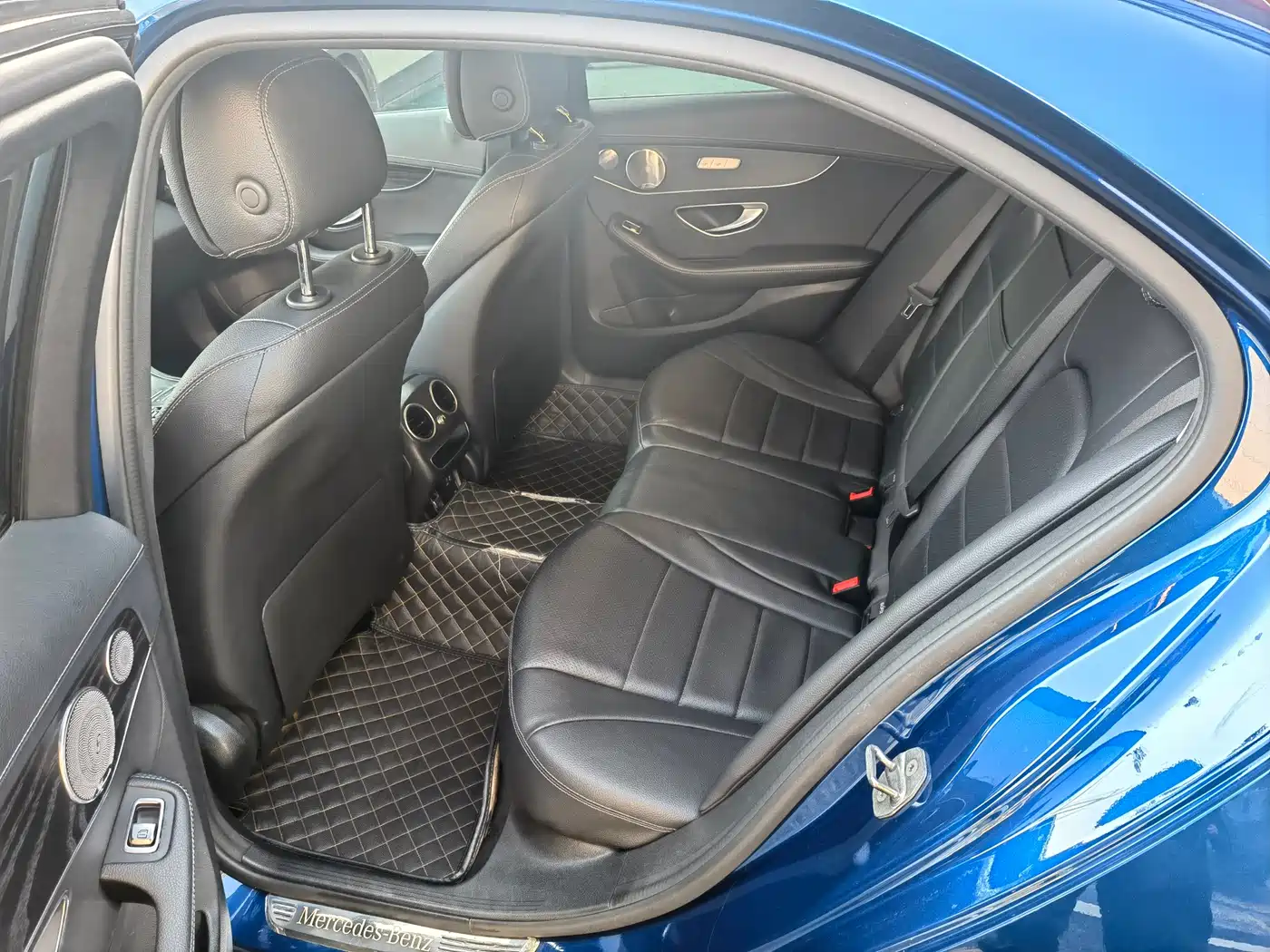 Mercedes-Benz C-Class 2021 C 260 L Sport Starry Exclusive Edition фото 7