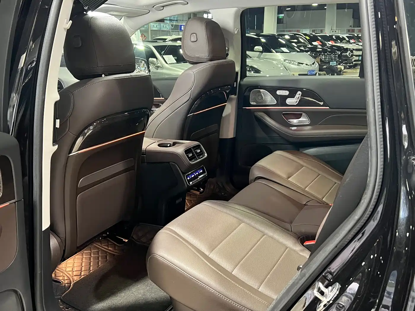 Mercedes-Benz GLS 2023 Second Facelift GLS 450 4MATIC Fashion фото 21