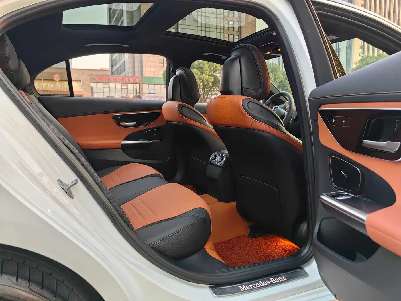 Mercedes-Benz C-Class 2023 Facelift C 260 L Sport Edition фото 11