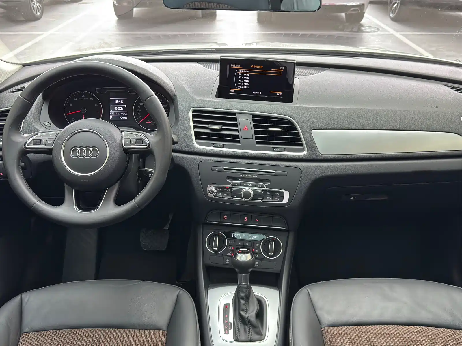Фото 10 - Audi Q3