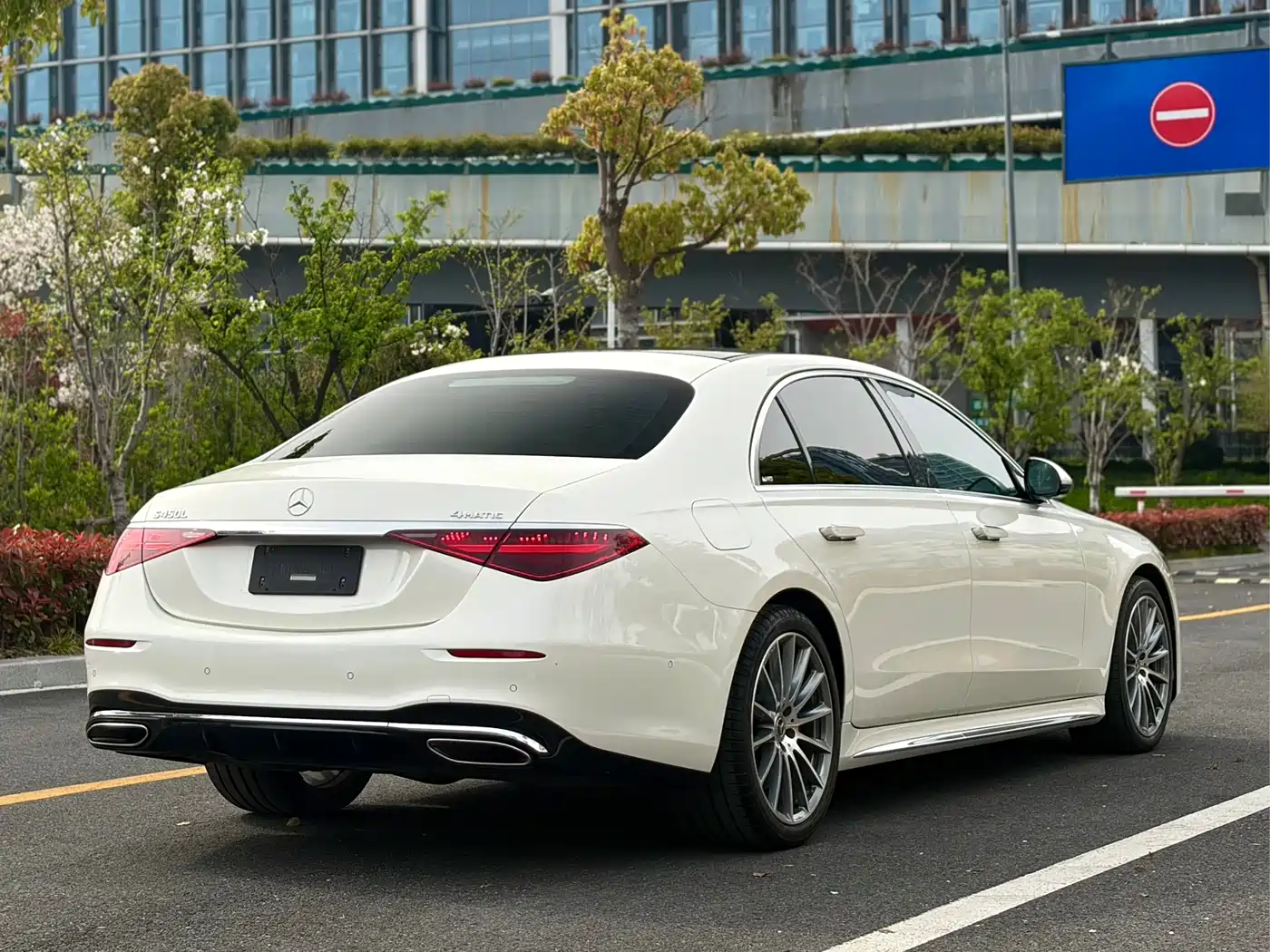 MERCEDES-BENZ S CLASS