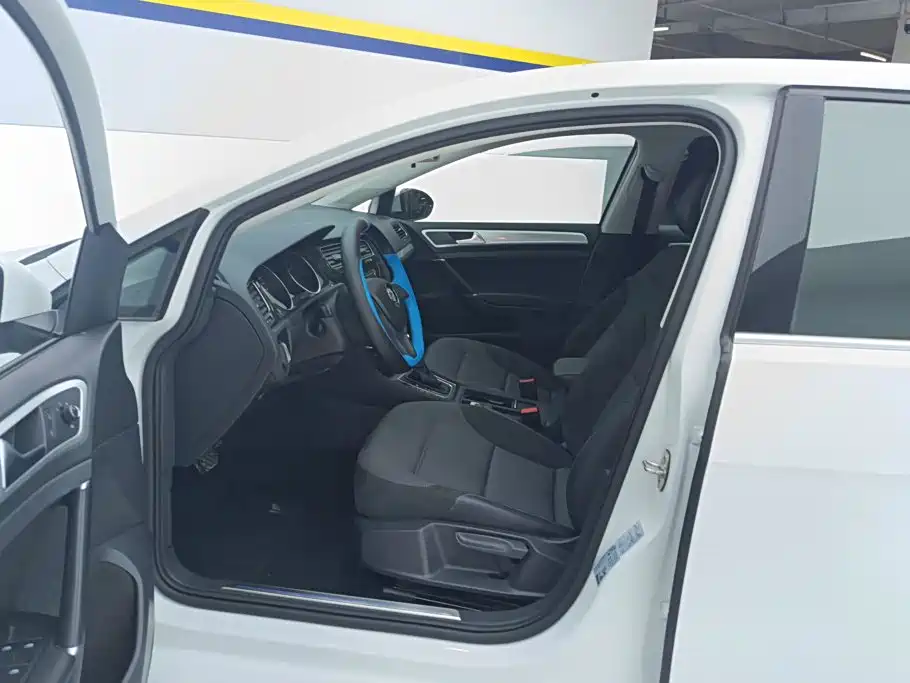 Volkswagen Golf Electric 2021 2020 Chi