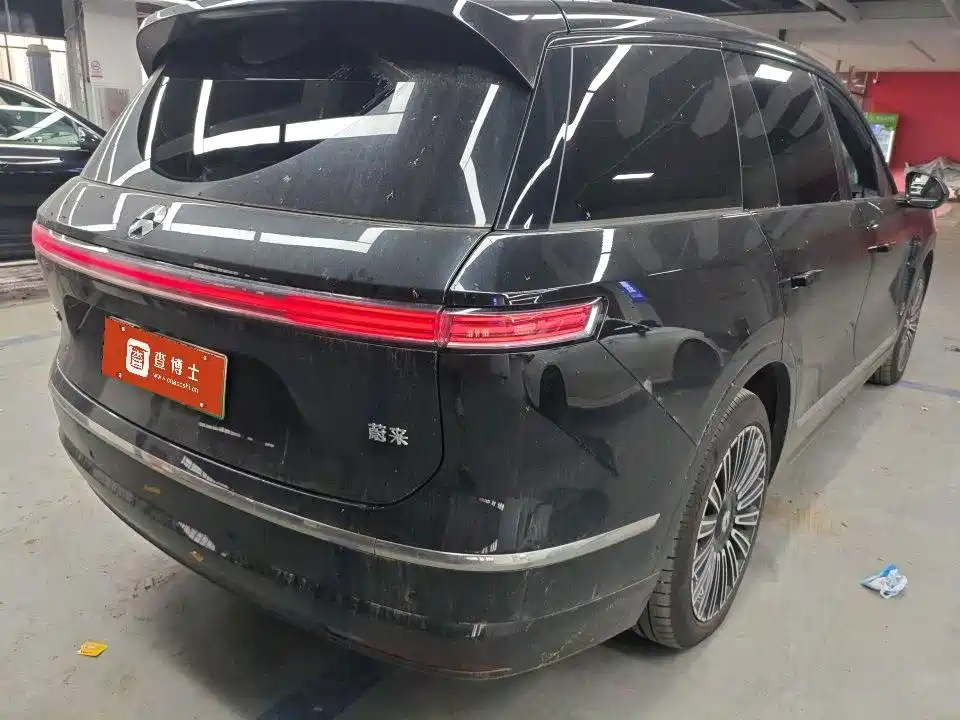 NIO ES8 2026 2025 Model 6-Seat Executive Luxury Edition