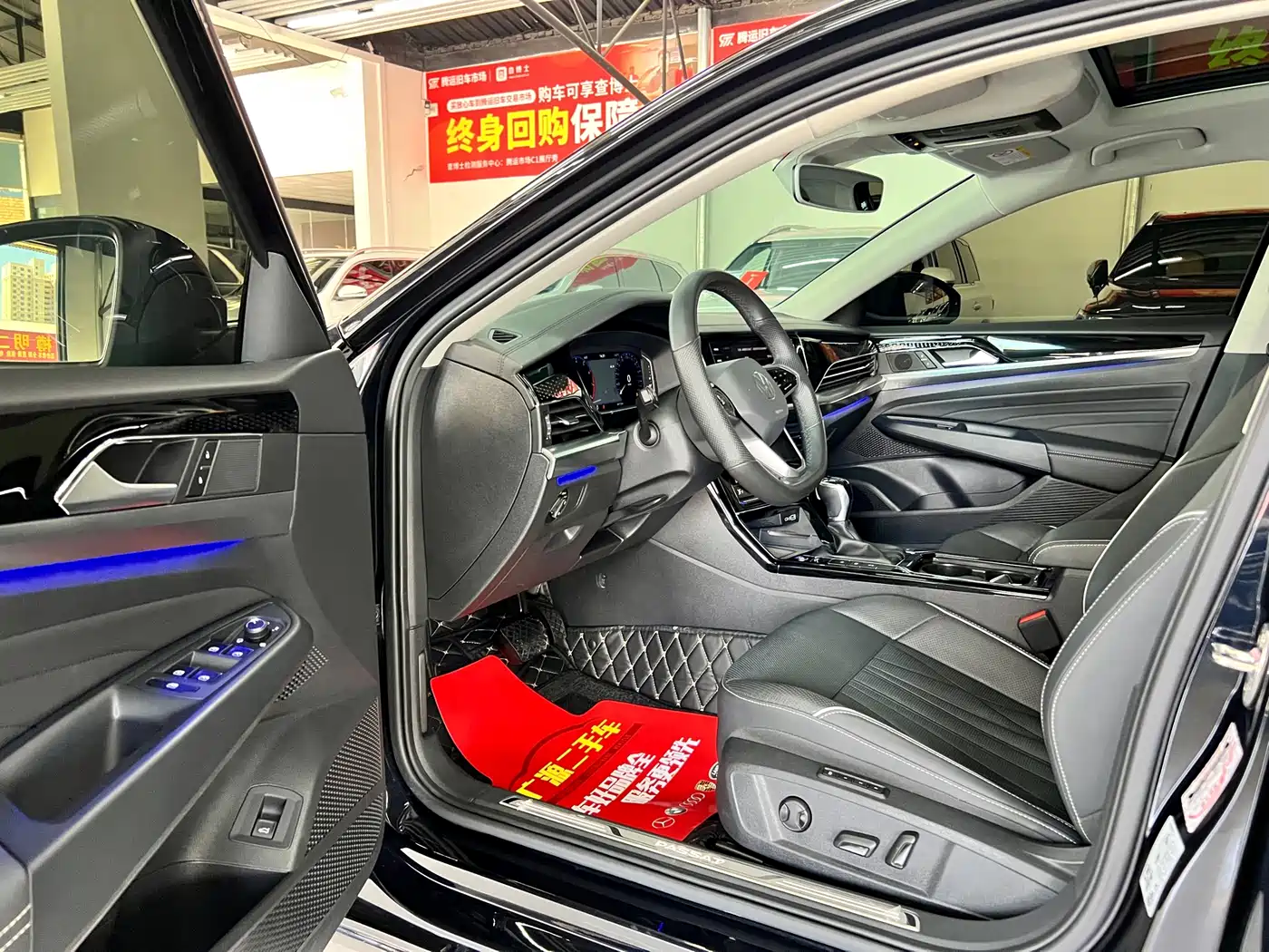 Volkswagen Passat 2022 330TSI Luxury Edition фото 7