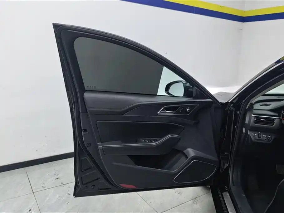 Hongqi H5 2020 1.5T DCT Qiyue Edition фото 7