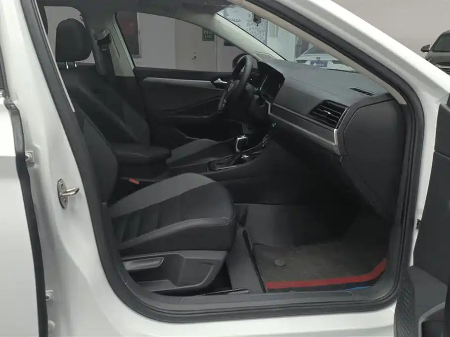 Volkswagen Sagitar 2022 280TSI DSG Surpassing Edition фото 8