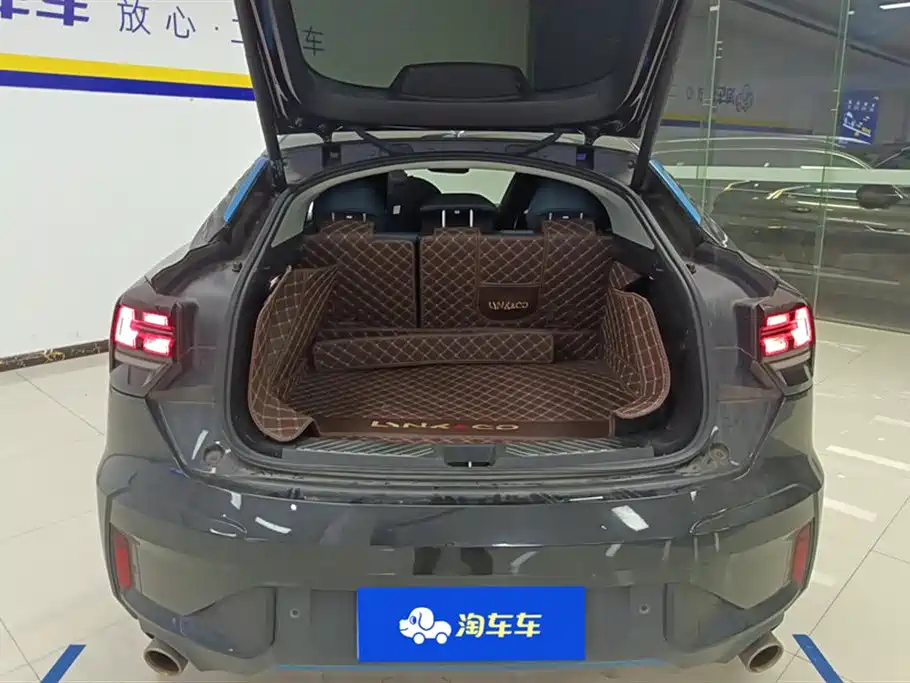 Lynk & Co 05 2020 2.0TD 2WD Shine Halo фото 4