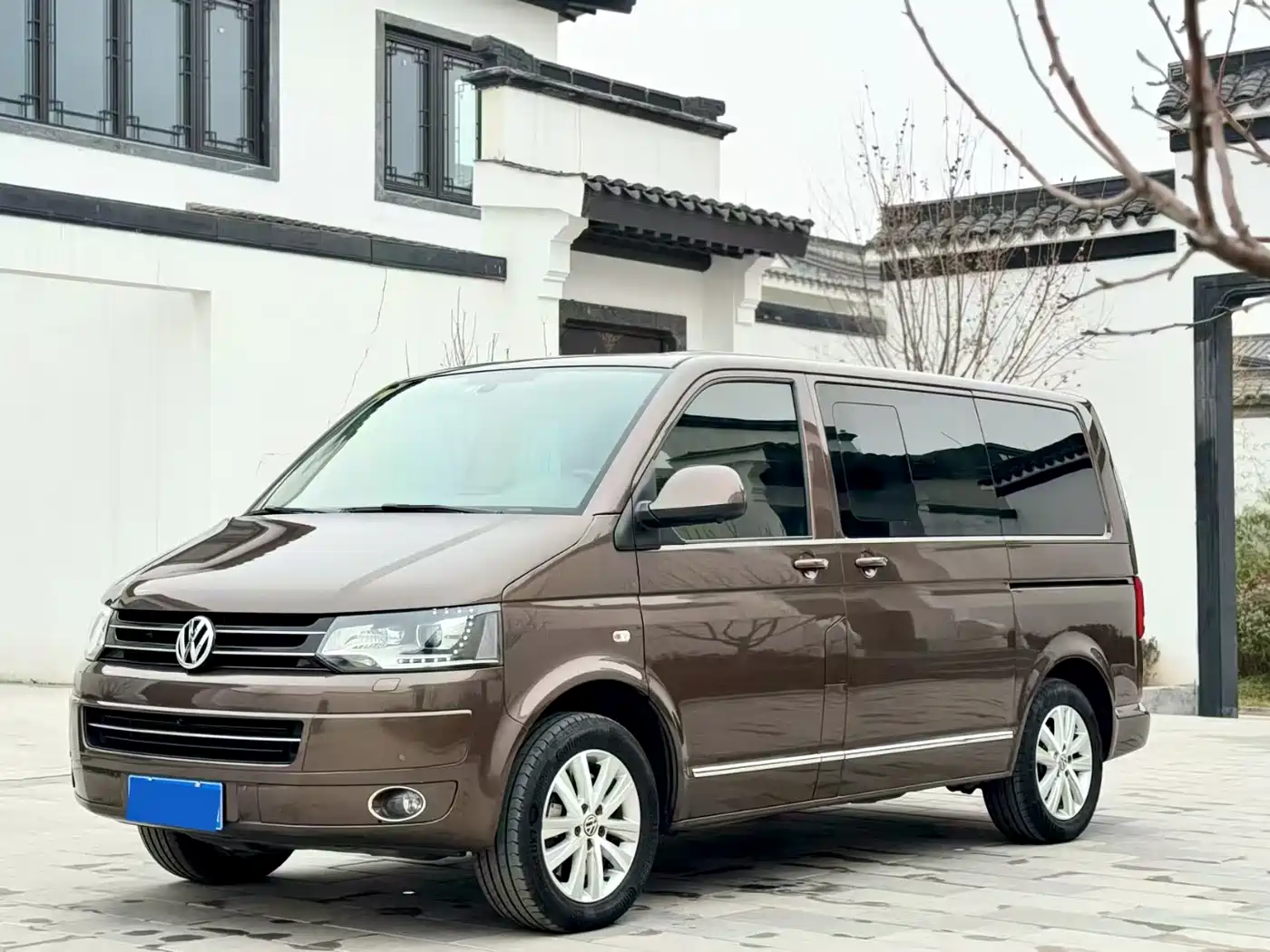 Volkswagen Multivan 2012 2.0TSI 2WD Luxury Edition