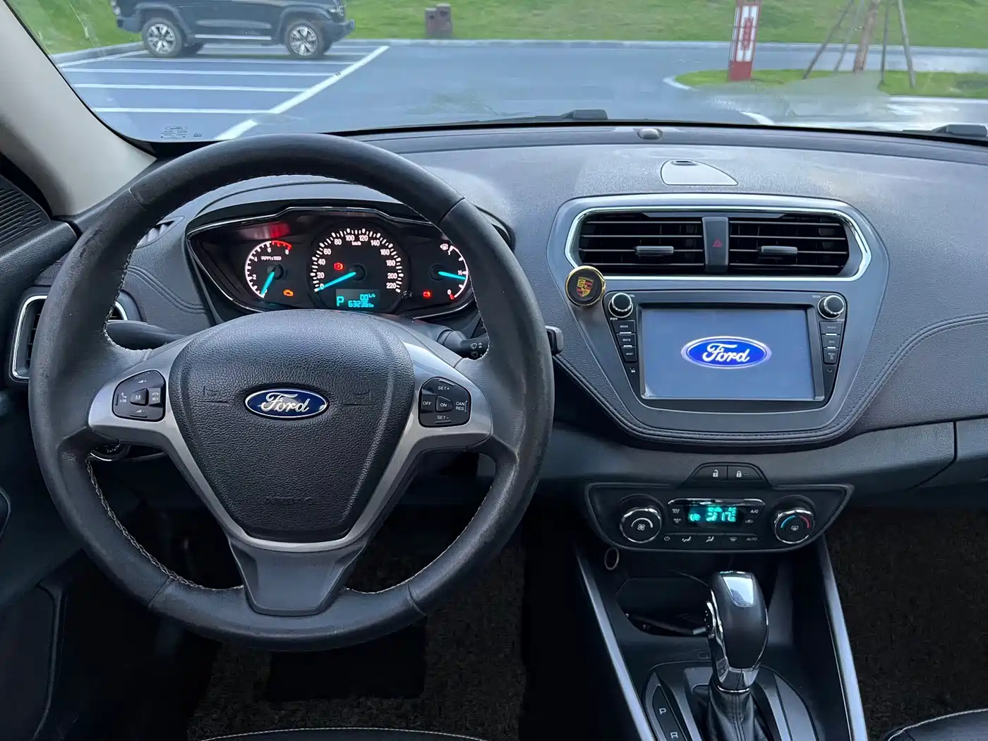 Ford Escort 2015 2015 1.5L Automatic Fashion